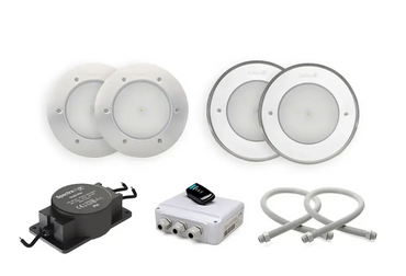 Varje paket innehåller fyra infällda LED-lampor med metallramar