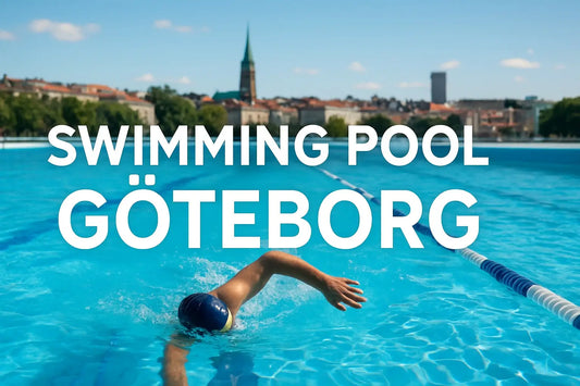 Simmare i blå badmössa glider genom klart turkost vatten i Göteborgs utomhuspool 2025.
