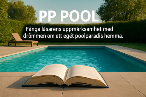 Öppen bok med krämfärgade sidor och mörkblått omslag på poolkant.