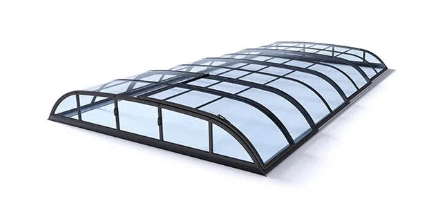 Medium-height pool enclosure