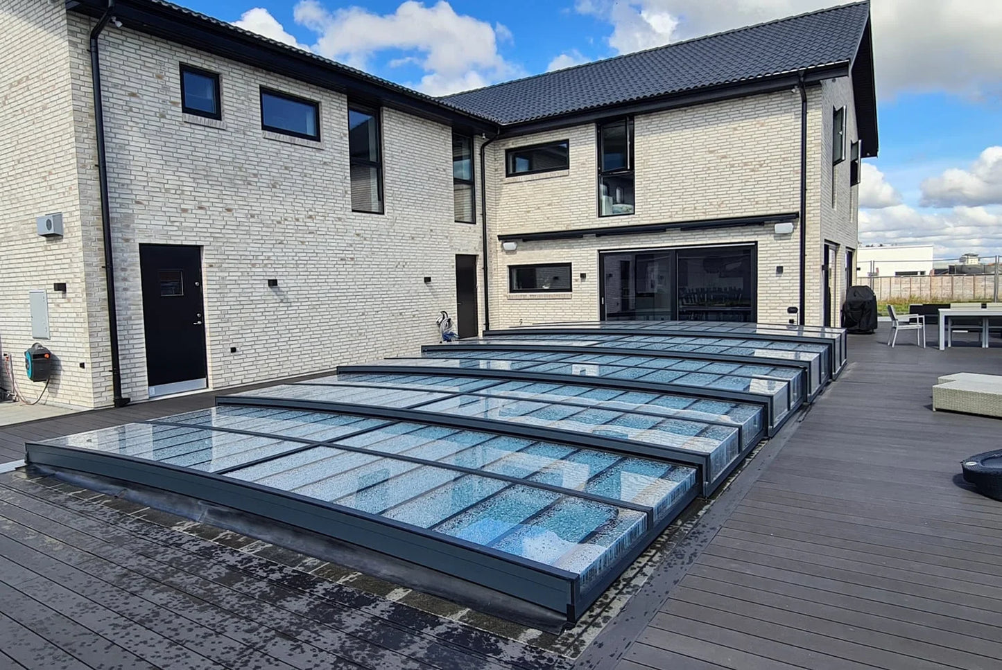 Pool roof ICON 4×8 frameless clear plastic anthracite