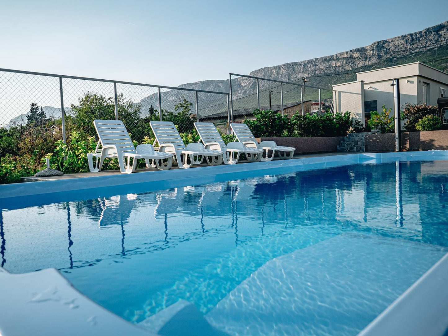 Fiberglass pool Barbados 9.40m x 3.70m x 1.50m