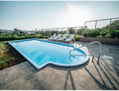 Barbados fibreglass pool – blue finish, railing, for special events