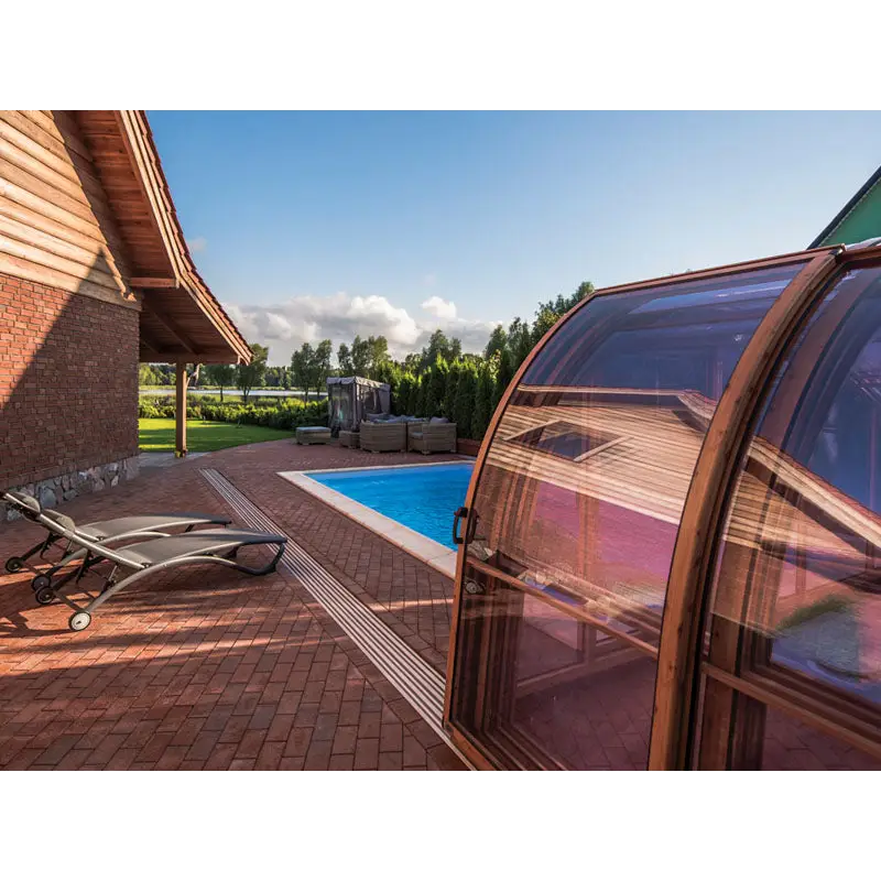 Böjd transparent glasfiberpool Mini Victoria 4,20m x 2,70m med träram