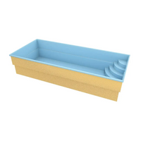 Glasfiberpool Papeete med ljusblå och beige rektangulär pool och inbyggda steg