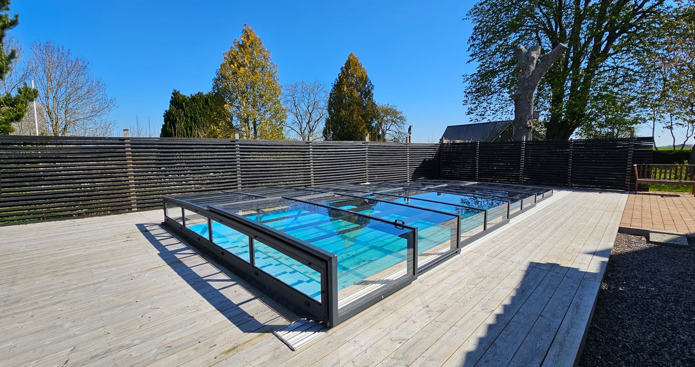 Pool Roof ICON KIT S2 4×8 (clear glass, side door, single track, anthracite)