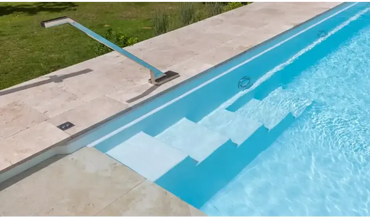 Rectangular pool – modern design, high waterline, sloping floor