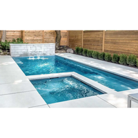 Modern Leisurepools Limitless pool med vattenfall och jacuzzi för begränsat utrymme