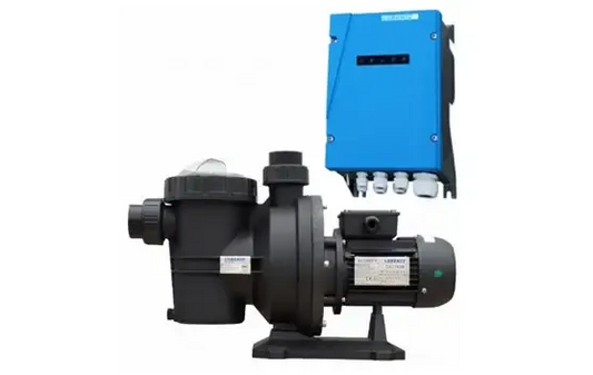 Lorentz PS2-600 solar pump kit – black pool pump, blue control panel