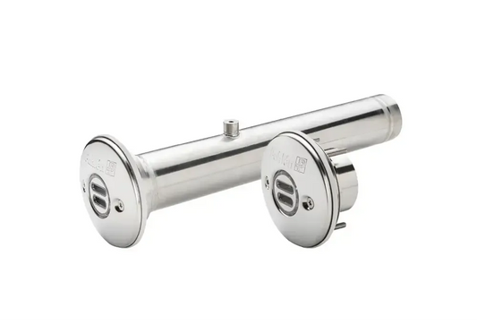 Pahlén Marine inlet nozzle in polished stainless steel Pahlén Marine inlet nozzle in polished stainless steel