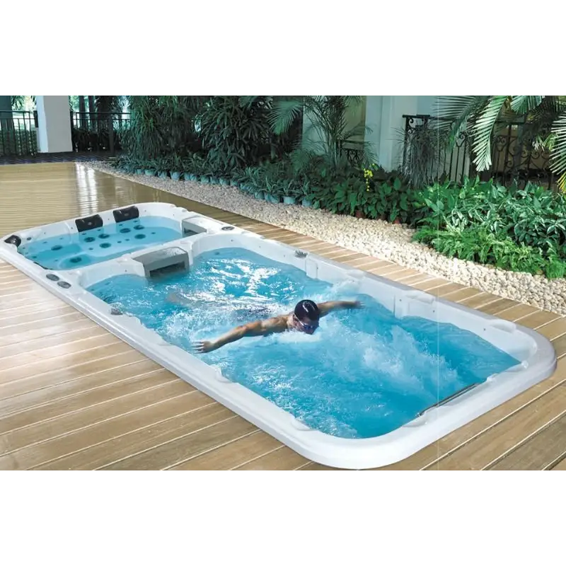 Vit PassionSpa Aquatic 3 Deep Swim Spa med blåvatten och simjets