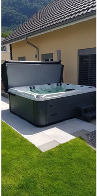 PassionSpa Desire hot tub – grey and black, hinged cover, massage jets