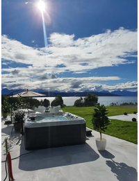 PassionSpa Euphoria Mighty Wave hot tub – modern design, grey finish, water currents
