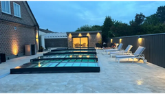 Icon Kit pool enclosure – modern design, transparent enclosure, black frame, illuminated edges