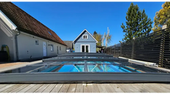 Icon Kit pool enclosure – modern design, transparent enclosure, metal frame