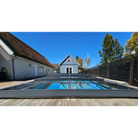 Snygg modern glashägnad pool med pooltak icon kit