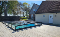 Icon Kit pool enclosure – modern design, transparent enclosure, rectangular pool