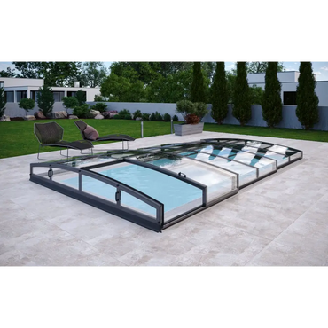 Pooltak Infinity med starka profiler och modern glasdesign