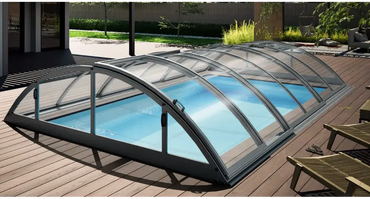 Modern Pooltak Klasik 3×4 med valvande glastak och svart metallram