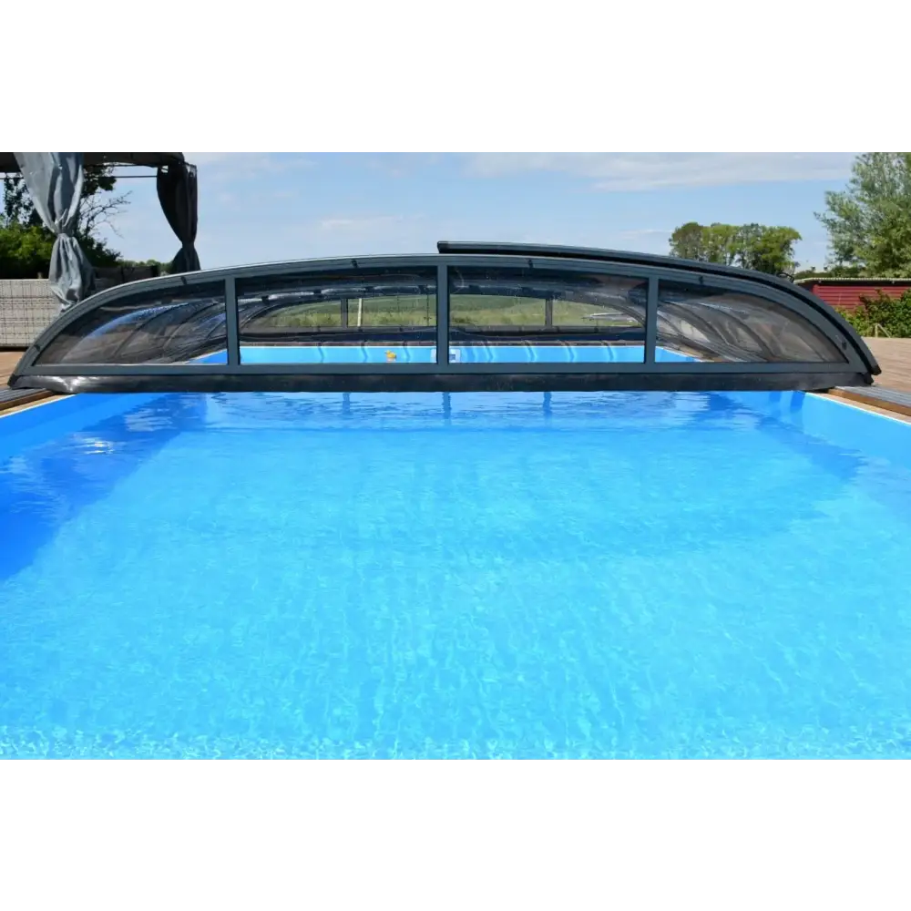 Pooltak Nivo Kit 960B med svart valvform, transparenta paneler och mesh-sidor