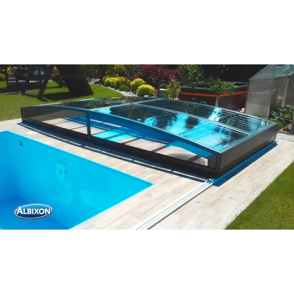 Pooltak Sydney i blåtonat glas med slank metallram för bygga pool