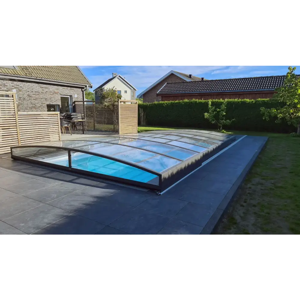 Ultra lågt pooltak Sydney 4x7 i blåtonat glas med svart ram