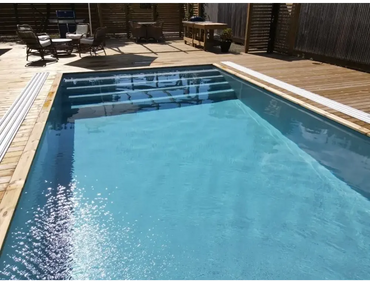 Pooltime Exclusive pool, 12 mm – rectangular shape, wooden deck, clear blue water